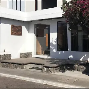  Hostel Cactus Ecuador
